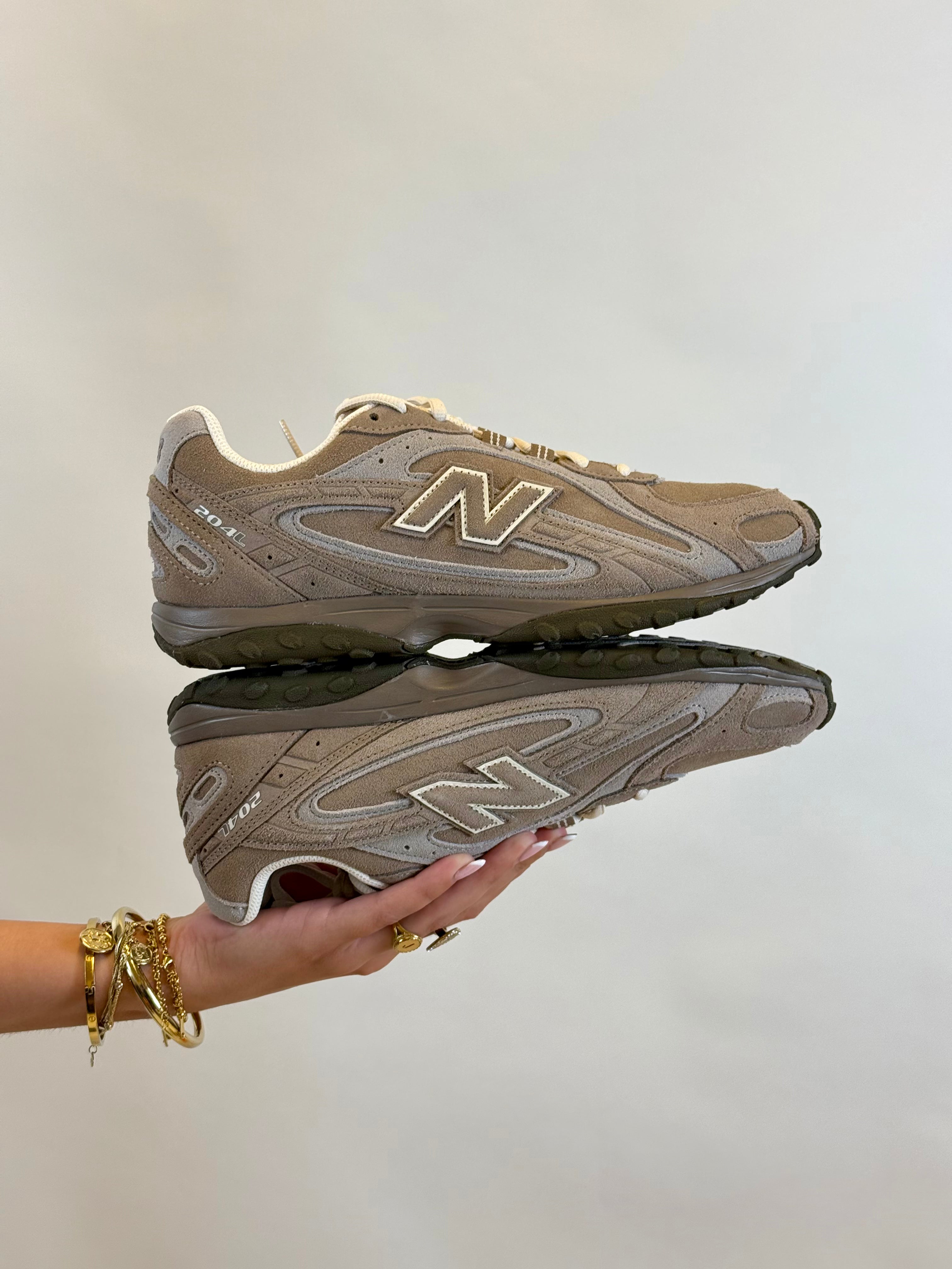 New Balance 204L Mushroom Arid Stone