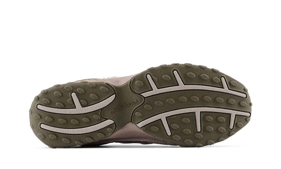 New Balance 204L Mushroom Arid Stone